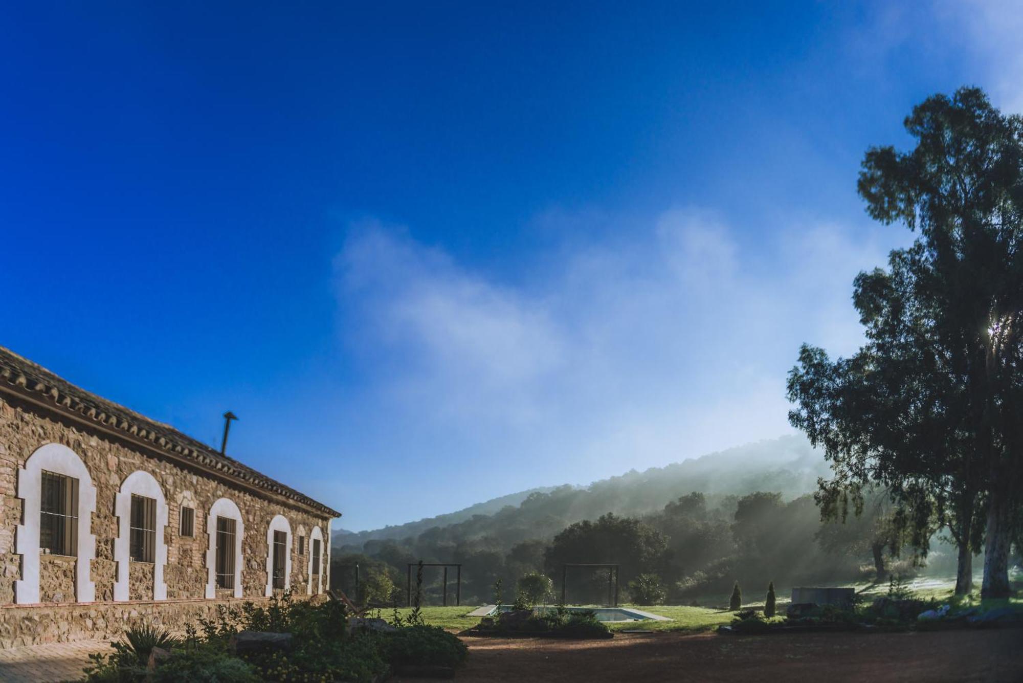 Balneario Aguas De Villaharta Екстериор снимка